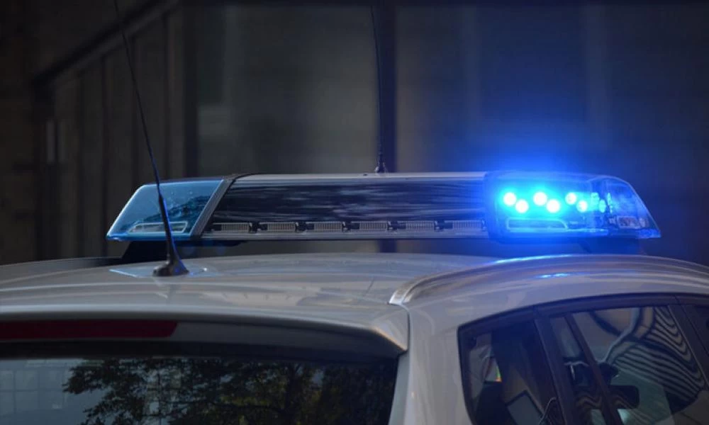 Παραδόθηκε ο 46χρονος για τον άγριο ξυλοδαρμό της συντρόφου του στην Αργυρούπολη